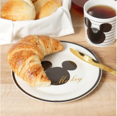 Mickey tanier 21 cm Zlaté trblietky