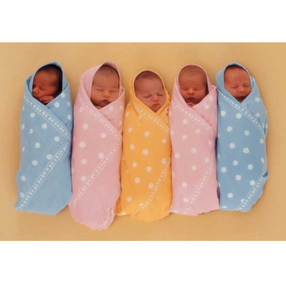 2000 ks puzzle Deti v perinkách