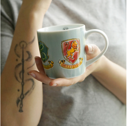 Harry Potter hrnček 250 ml Erby Akvarelový svet