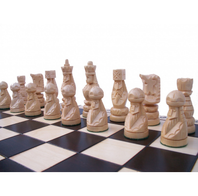Šachy drevené Pop