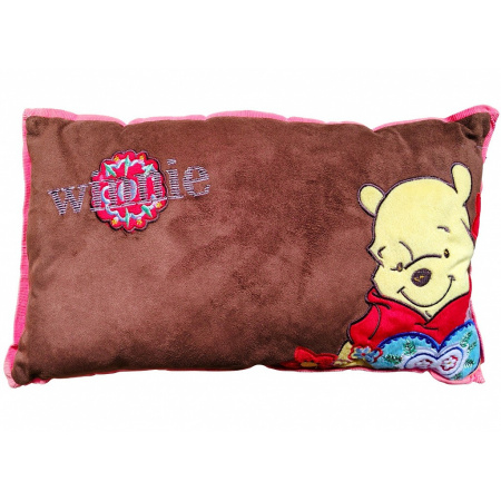 Pooh vankúš 45x25 cm Macko Pú