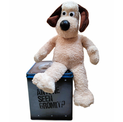 Wallace&Gromit plyšový pes Gromit 33 cm v plechovej škatuli